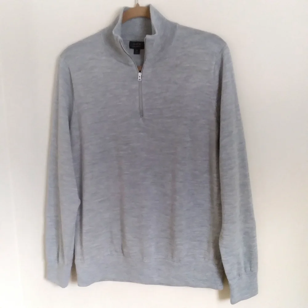 J. Crew Mens Merino Wool Quarter Zip Sweater Medium Gray Minimalist Quiet Luxury